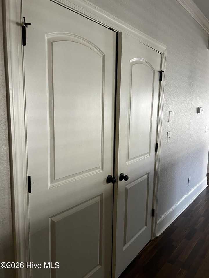 1920 Leighton Dr #B - Photo 6 of 28