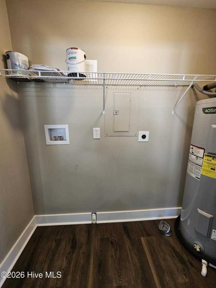 16 White Oak St - Photo 5 of 11