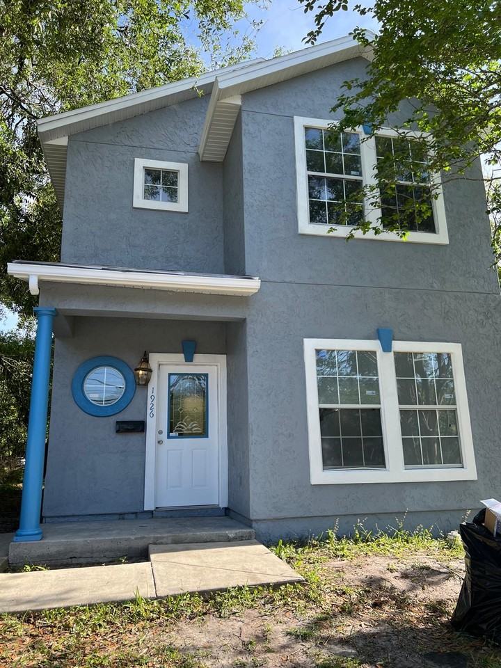 1926 W 13th St #1 - Photo 5 of 7