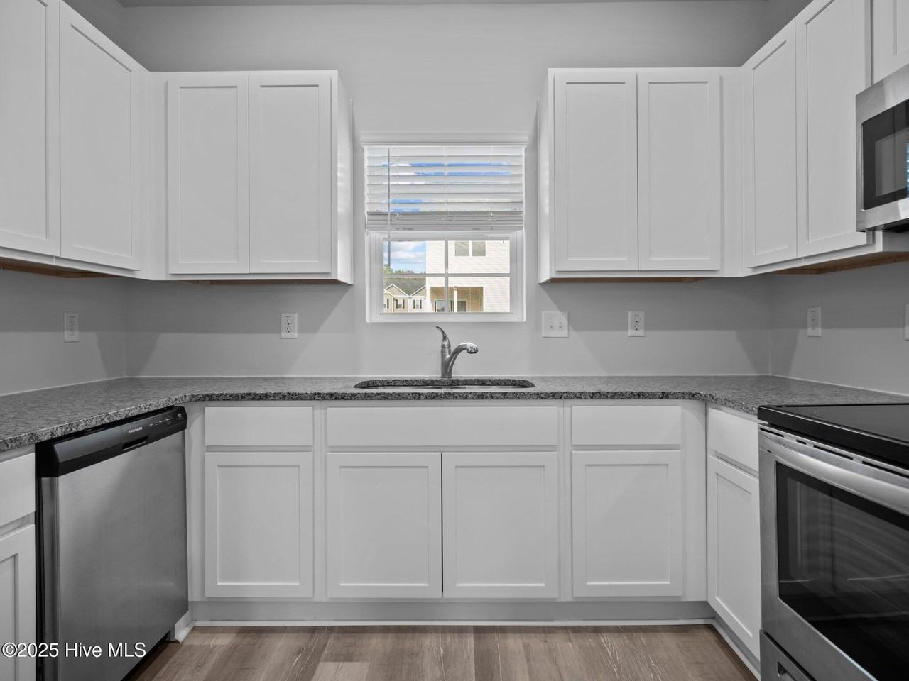 412 Blockade Shoal Ln - Photo 7 of 27