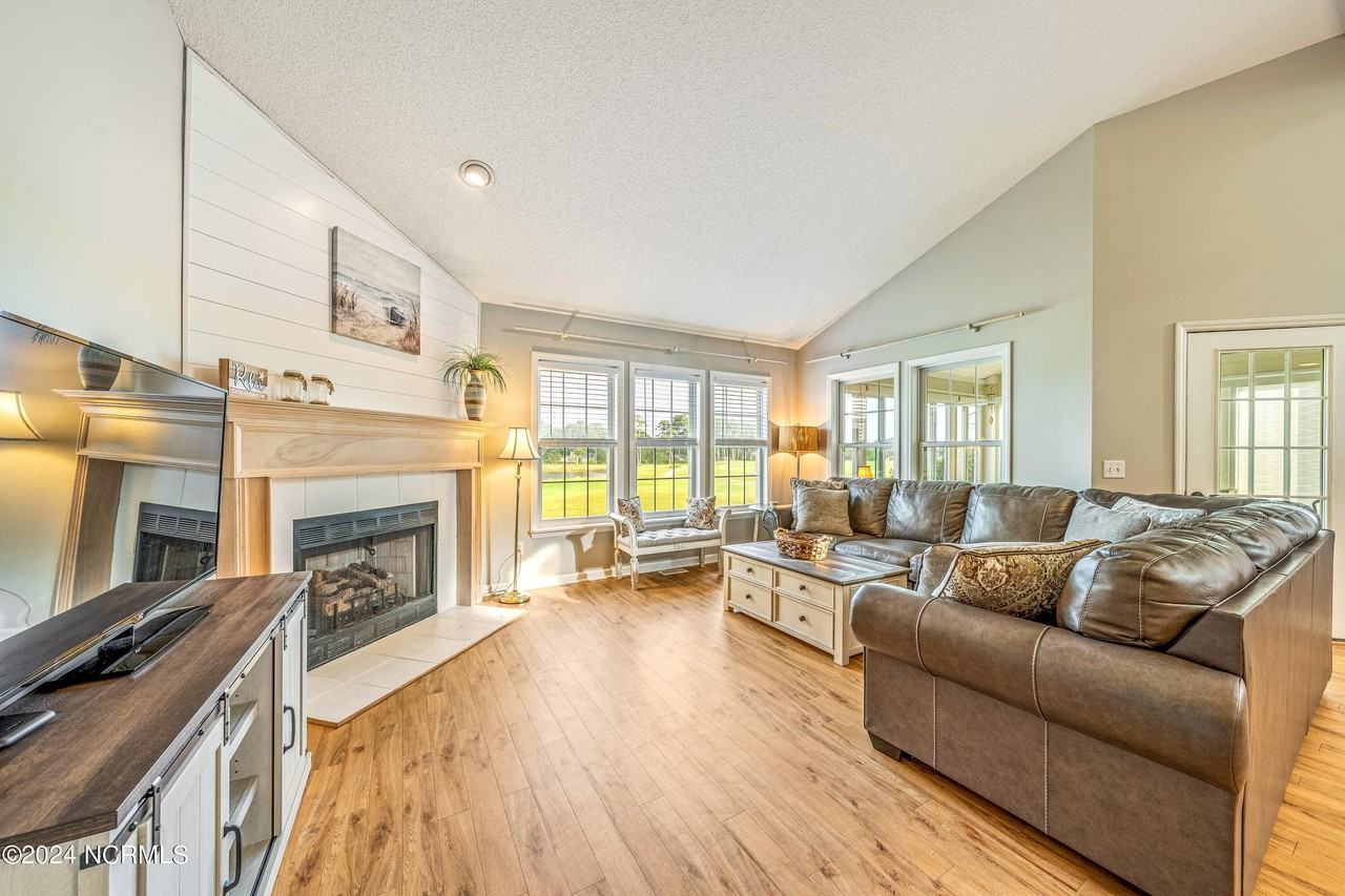 3145 Lakeside Commons Dr Se #1 - Photo 7 of 29