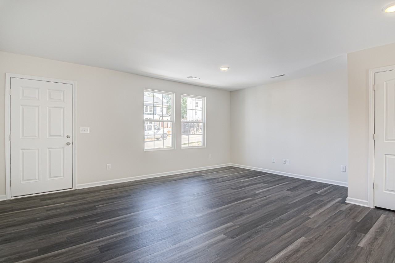 3155 Misty Ridge Dr #1 - Photo 4 of 25