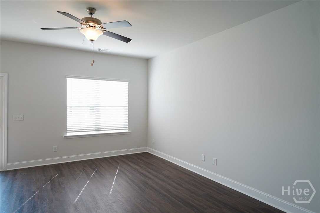 481 Governor Treutlen Cir - Photo 3 of 26