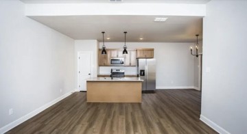 featured image of 2538 137th St