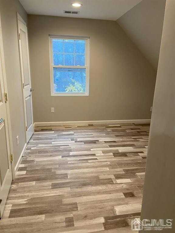 39 Albert St #3 - Photo 5 of 8