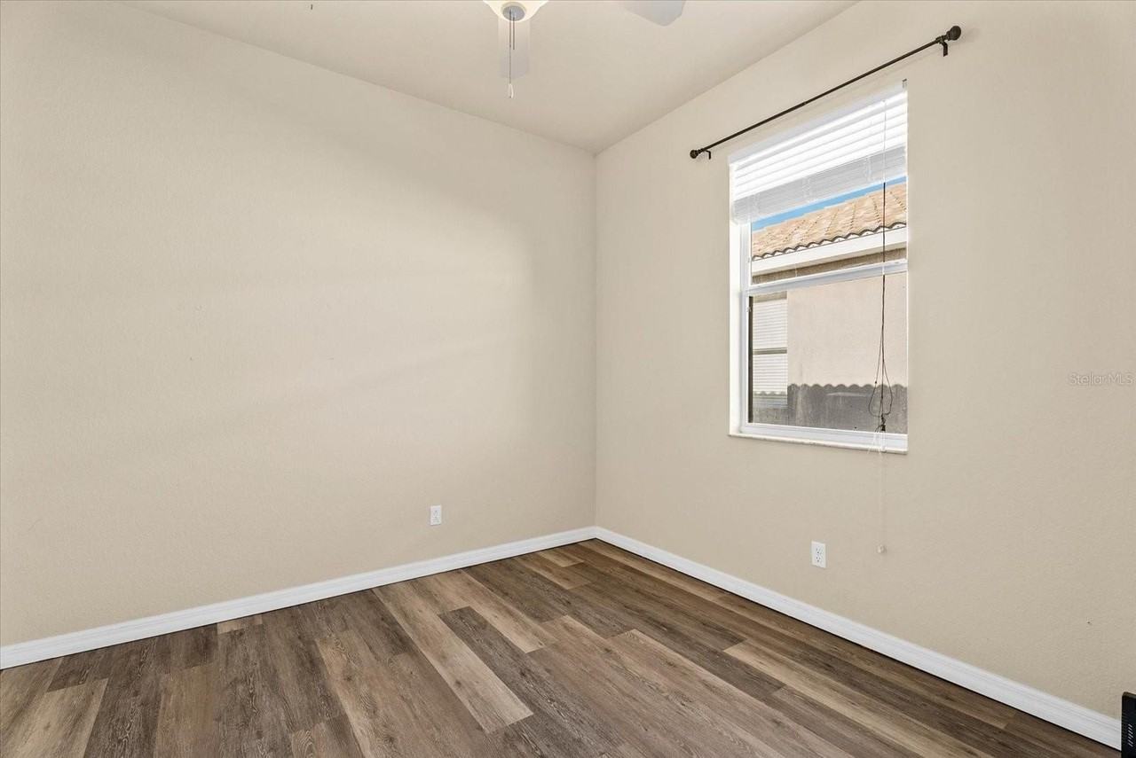 11711 Breadfruit Ln - Photo 7 of 50