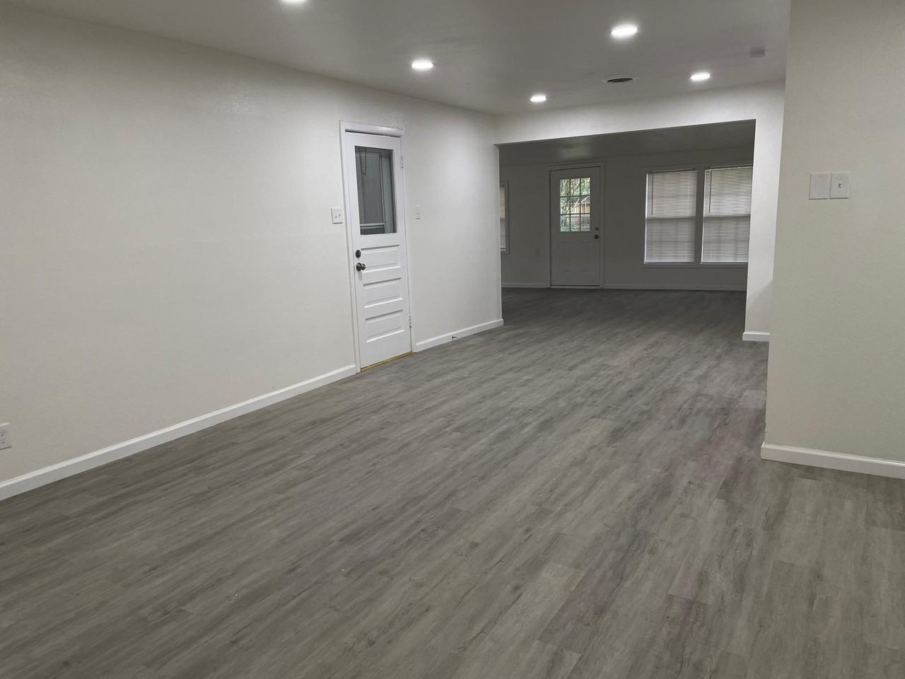 2514 Garden Dr #1 - Photo 6 of 18