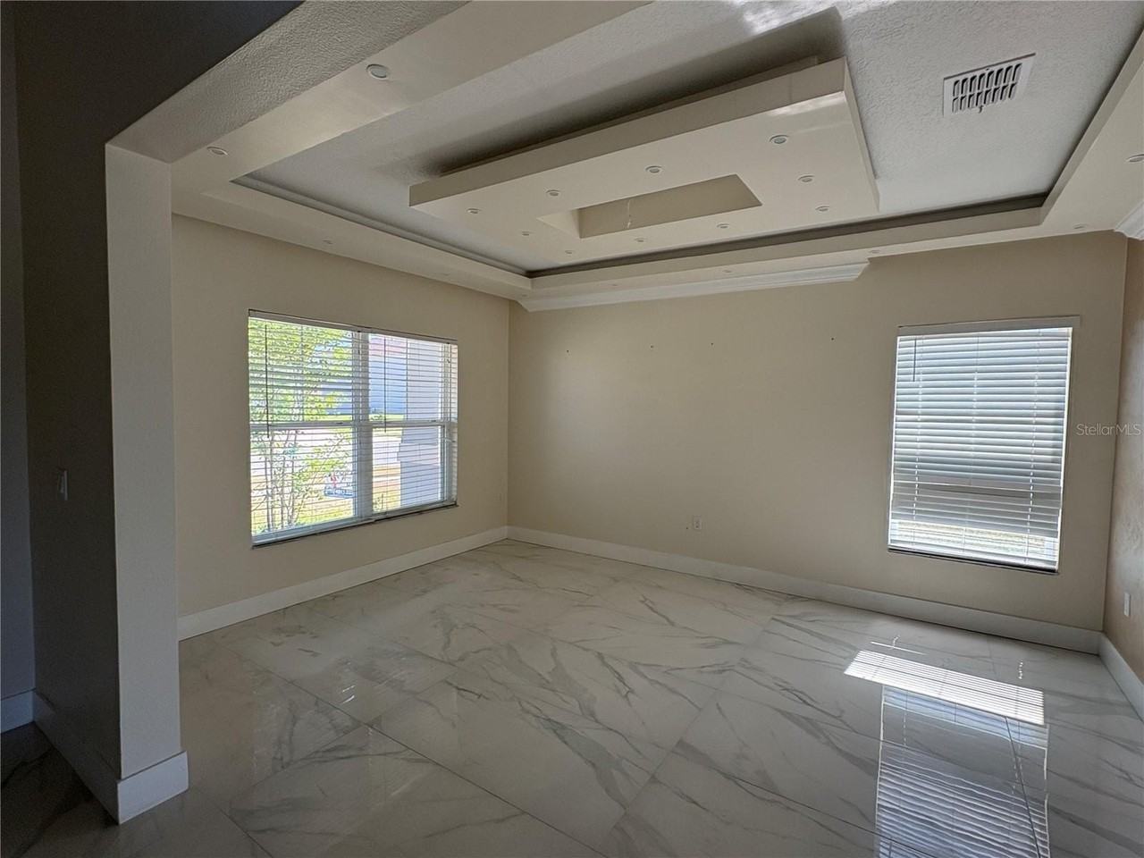 2237 Cypress Lake Pl - Photo 5 of 20