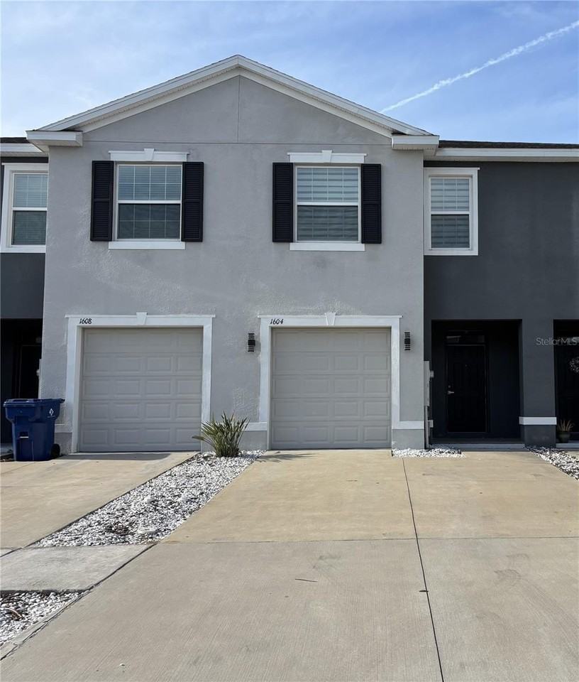 1604 Hubbell Rd
