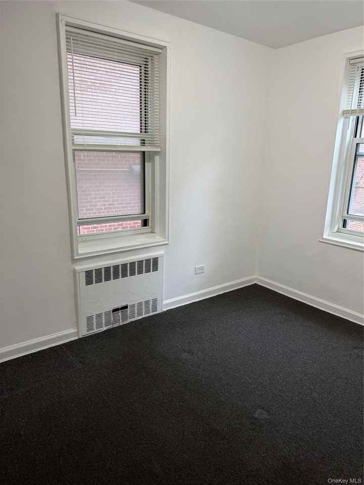 3415 74th St #2K - Photo 5 of 10