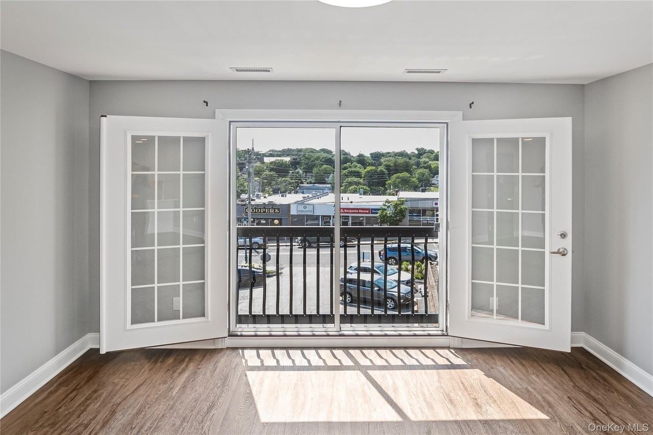 17 N William St #203 - Photo 4 of 4