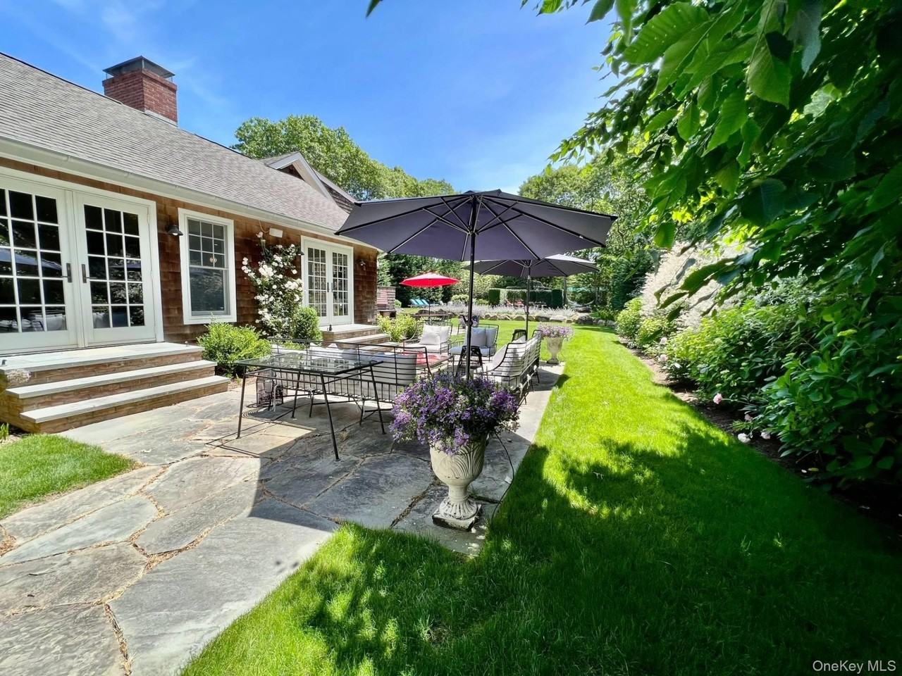 6 Summit Ave - Photo 2 of 24