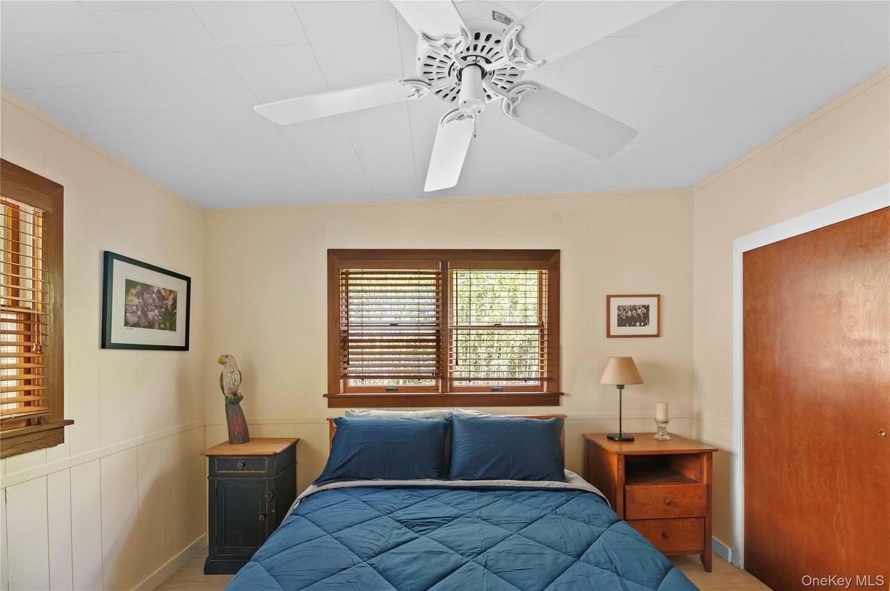 453 Dehnhoff Walk - Photo 7 of 11