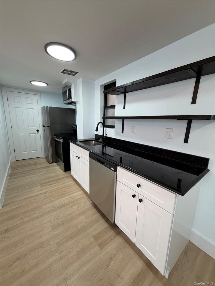 119 W 227th St - Photo 3 of 9