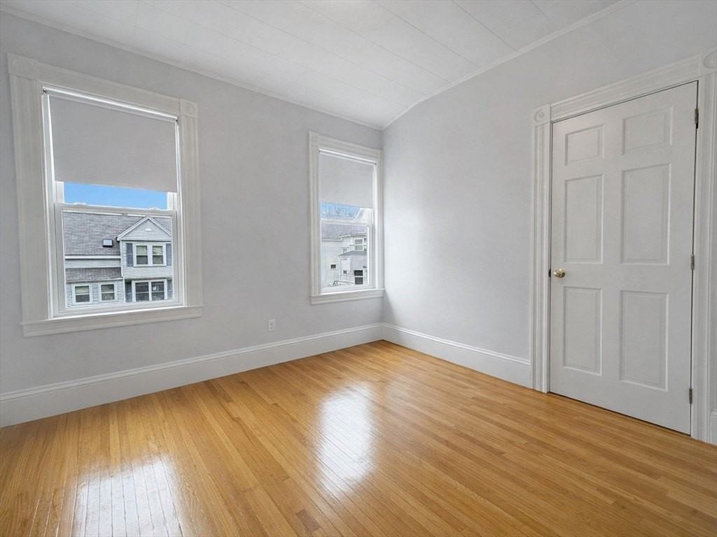 7 Judson St #1 - Photo 4 of 11