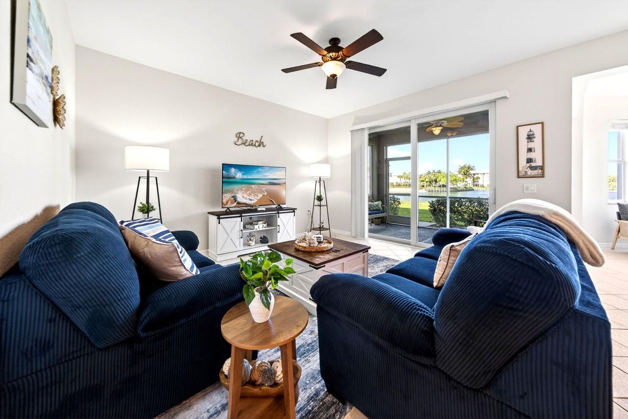 Lake Circle Dr - Photo 6 of 15