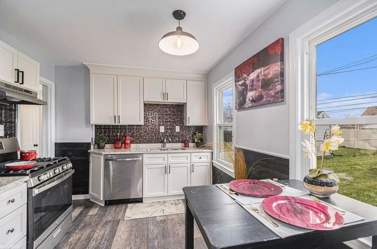 Tuscany Ave - Photo 2 of 10