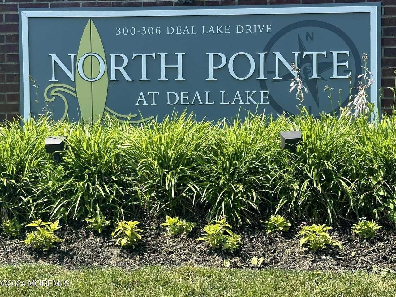 302 Deal Lake Dr #17