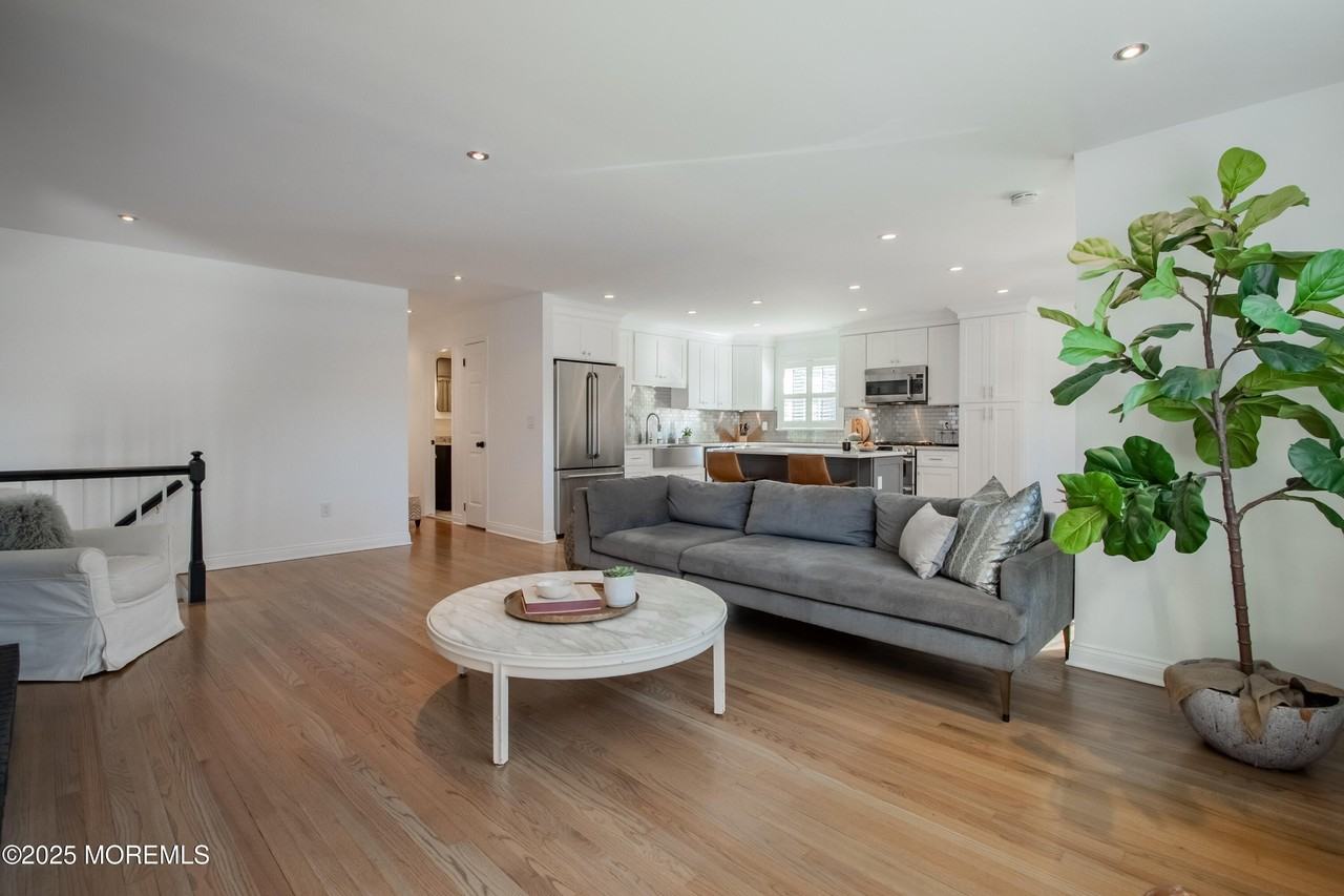 60 Brookside Ln - Photo 3 of 34