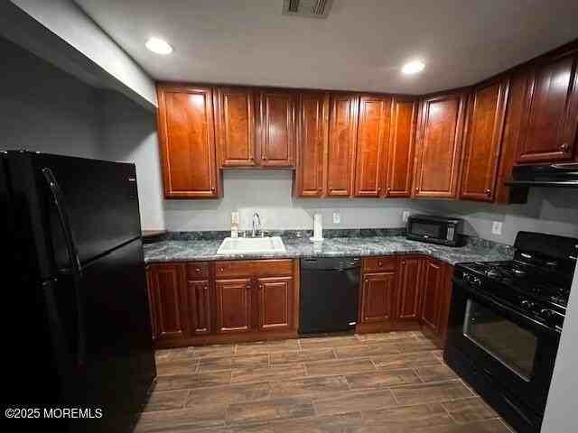 216 Ocean Gate Ave #2 - Photo 4 of 17