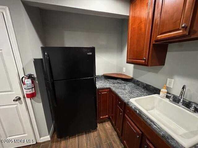 216 Ocean Gate Ave #2 - Photo 5 of 17