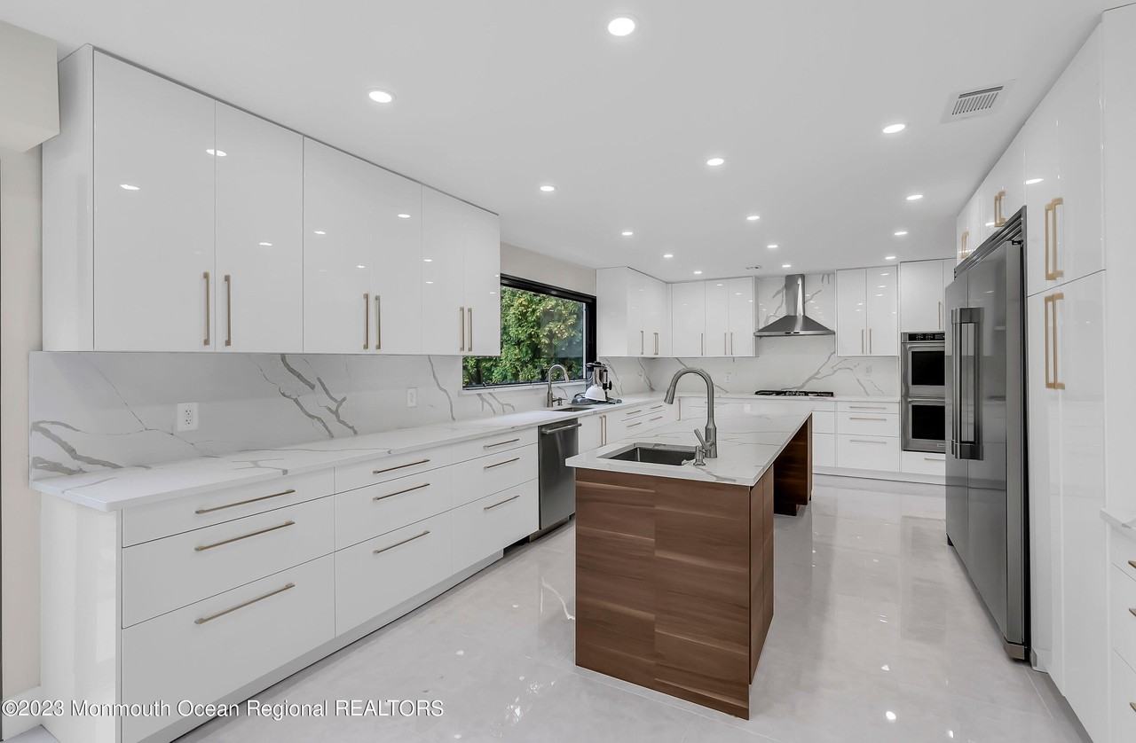 265 Whale Pond Rd - Photo 5 of 34