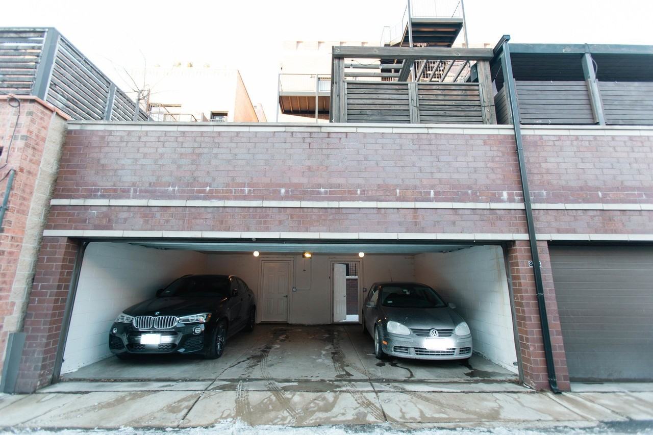 843 W Fletcher St #2W - Photo 6 of 35