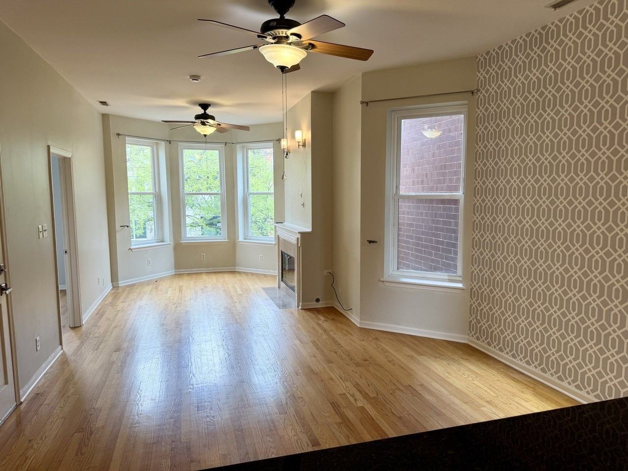 1350 N Leavitt St #2 - Photo 7 of 20