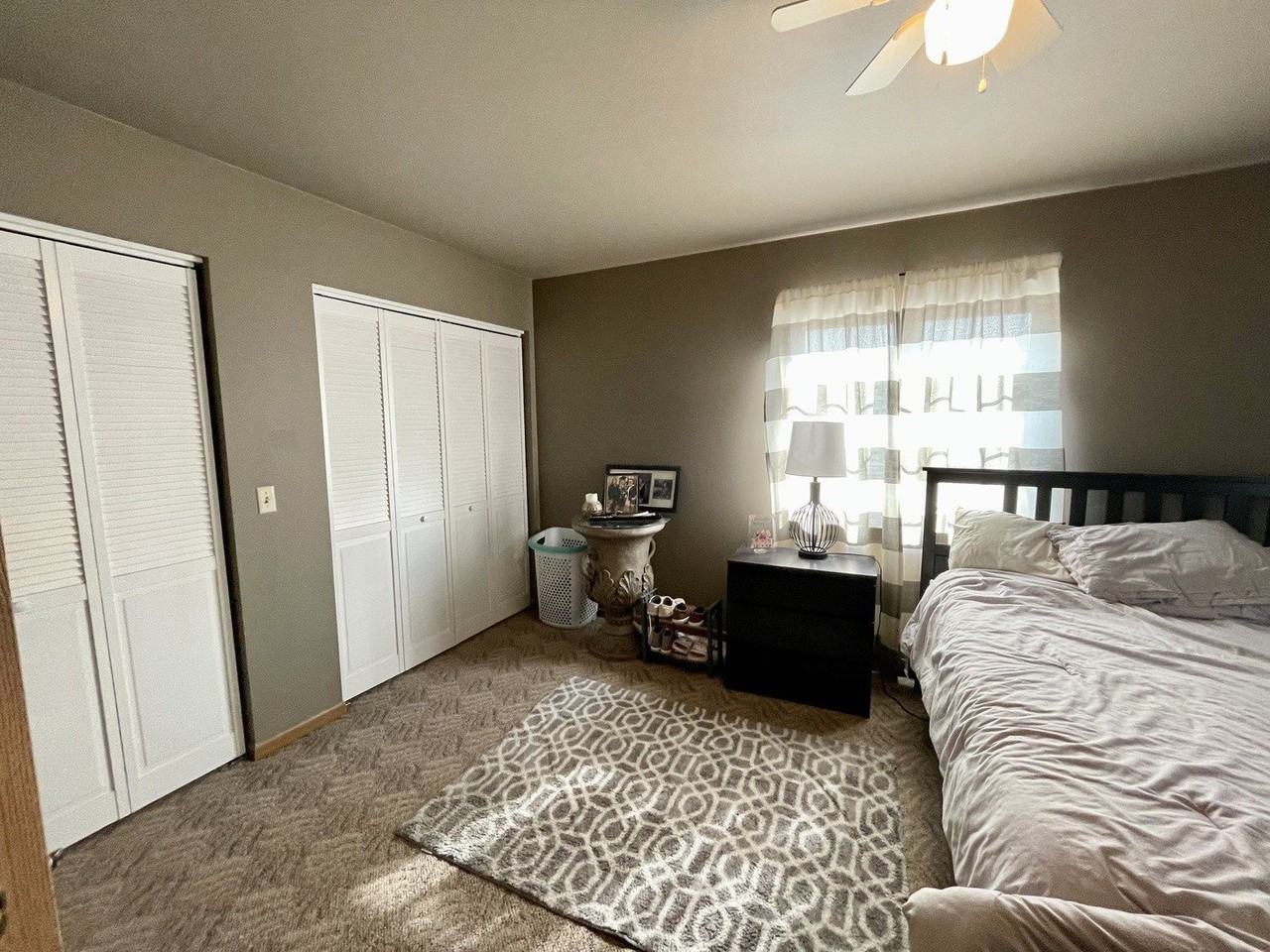 76 W Washington St #B - Photo 2 of 10