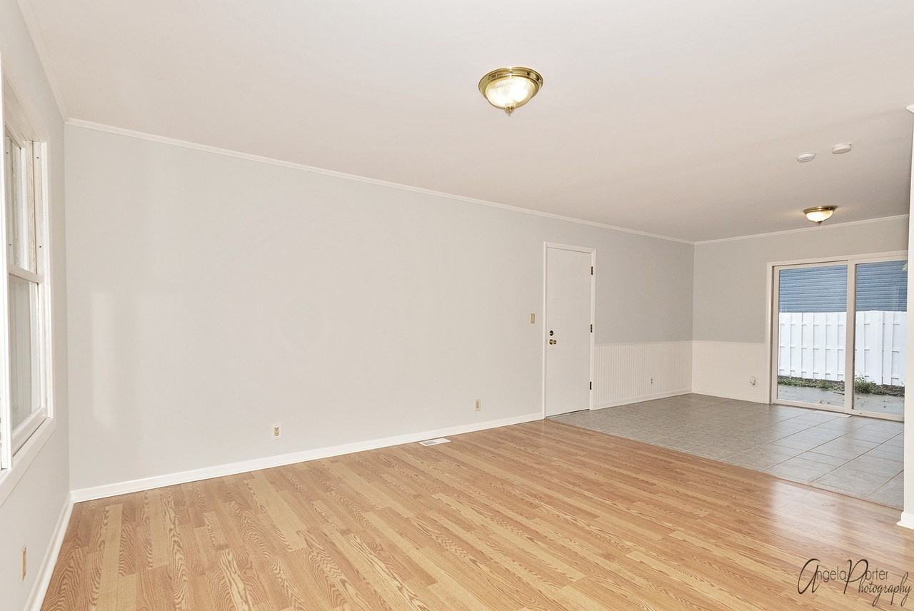 3715 W Prestwick St - Photo 4 of 20