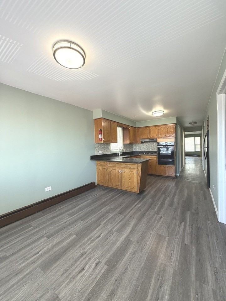 6637 S Whipple St #2 - Photo 5 of 13