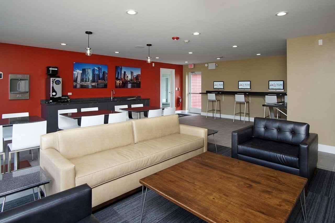 1507 Westminster Dr #112 - Photo 2 of 50