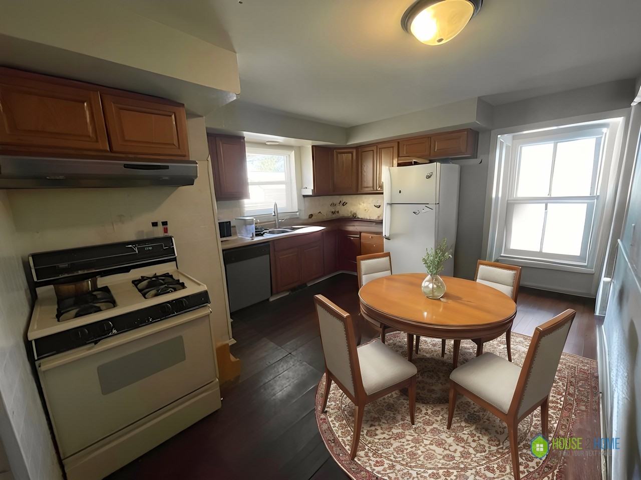 233 E Spruce St #1 - Photo 2 of 10