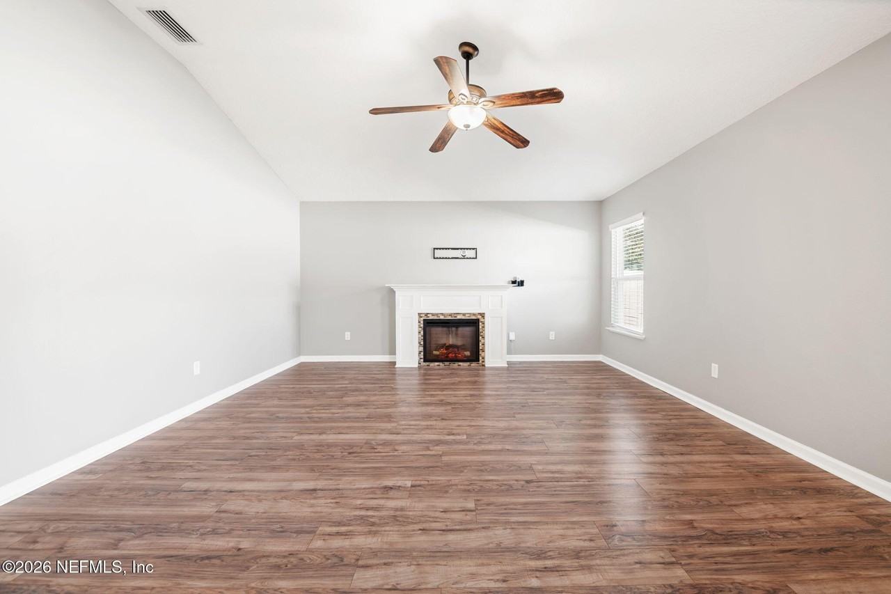 7377 Benes Trl - Photo 6 of 31