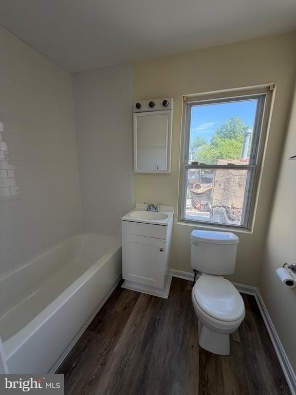 925 8th St Ne - Photo 5 of 18