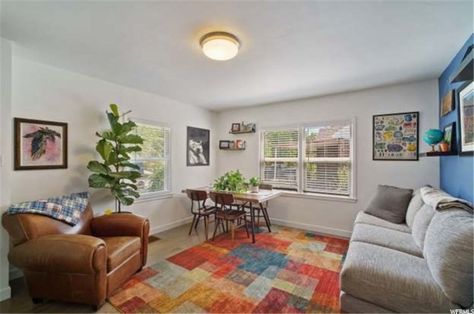 2506 S Hartford St - Photo 2 of 15