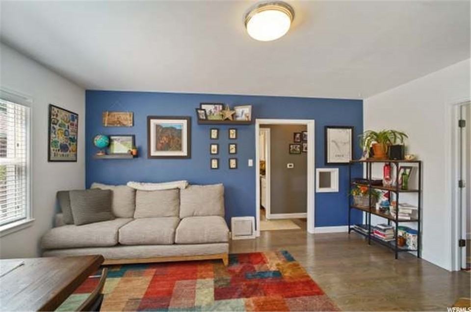 2506 S Hartford St - Photo 3 of 15