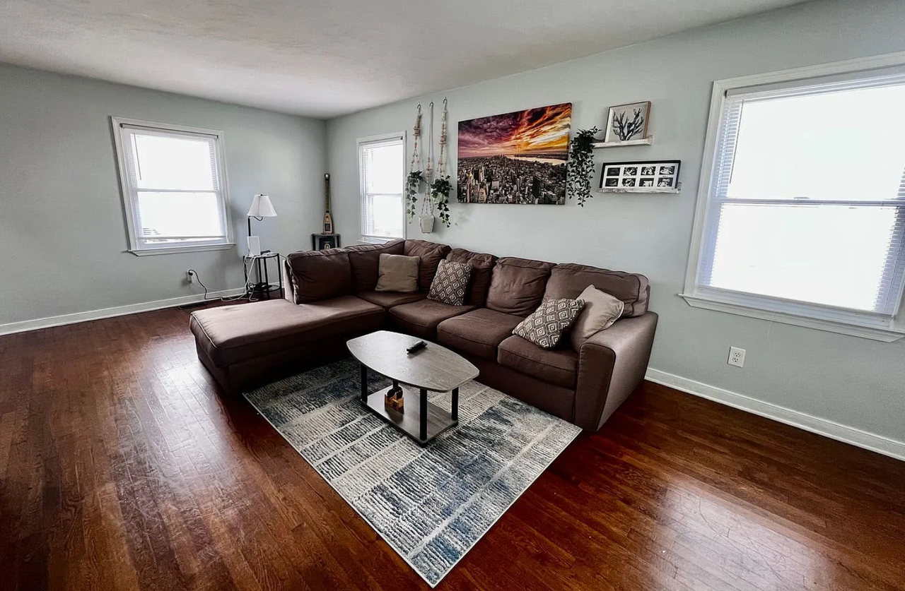 4505 Mallard Cres #1 - Photo 3 of 16