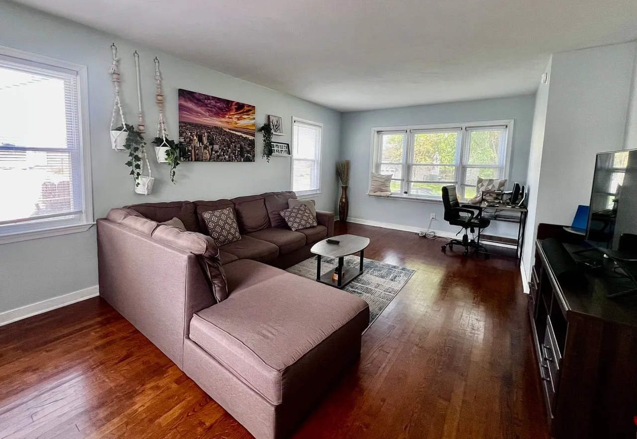 4505 Mallard Cres #1 - Photo 4 of 16