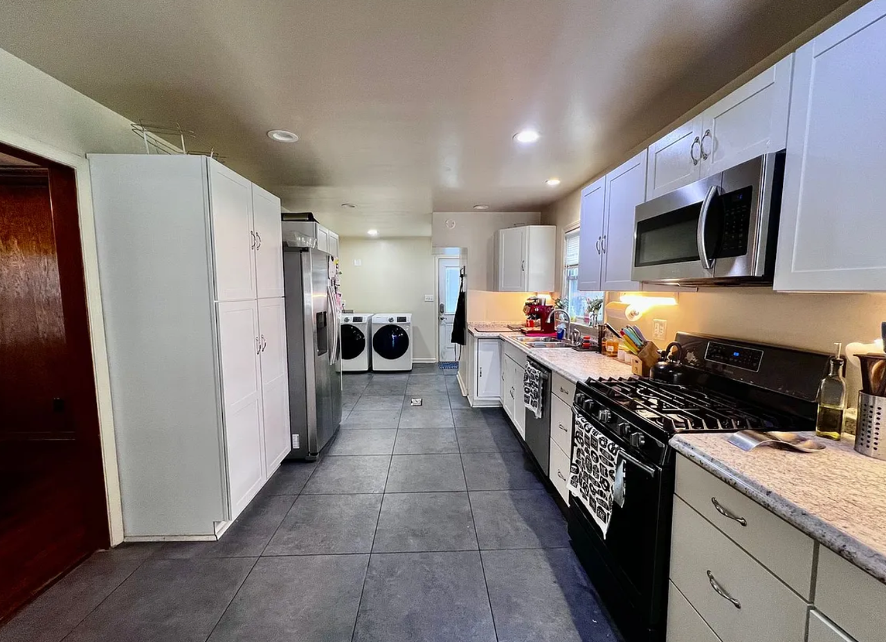 4505 Mallard Cres #1 - Photo 6 of 16