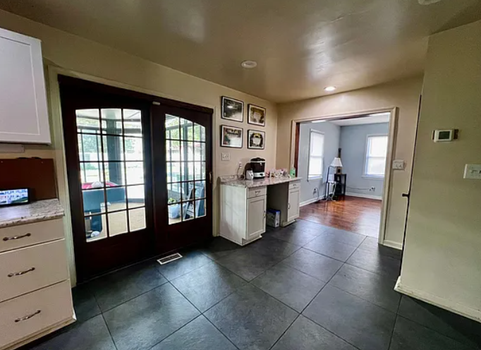 4505 Mallard Cres #1 - Photo 7 of 16