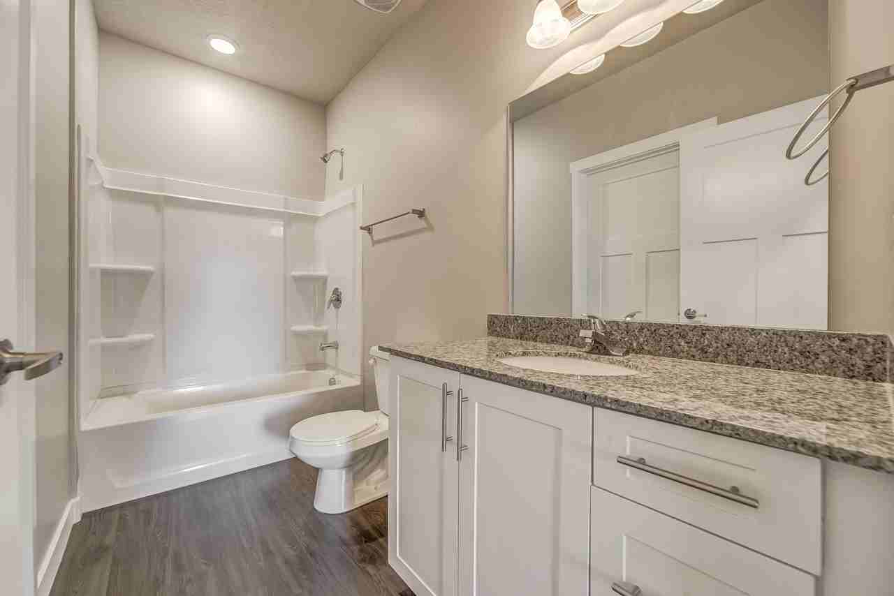 283 N 590 E #302 - Photo 2 of 19