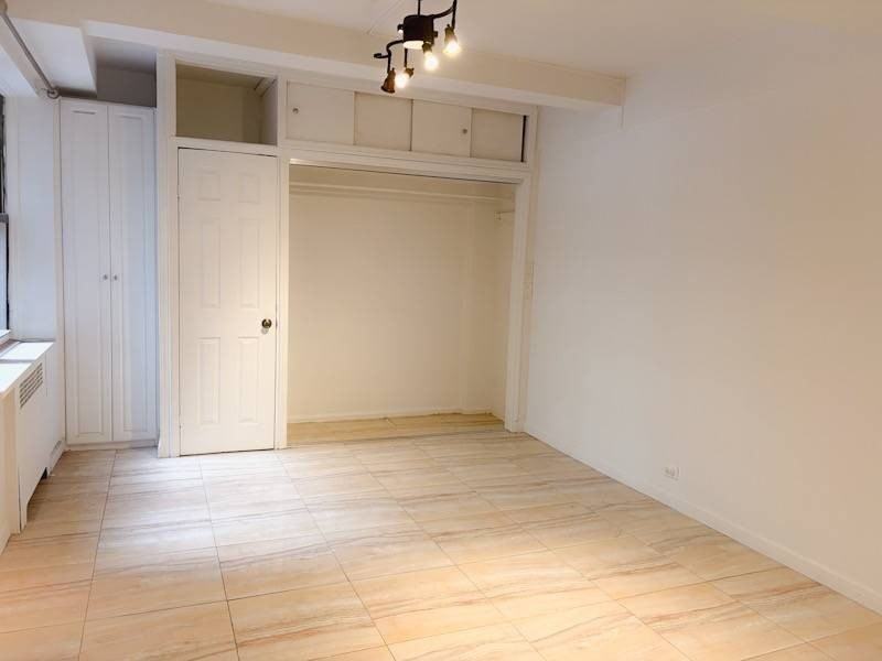 420 W 206th St - Photo 4 of 12