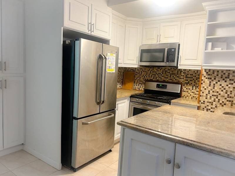 420 W 206th St - Photo 7 of 12