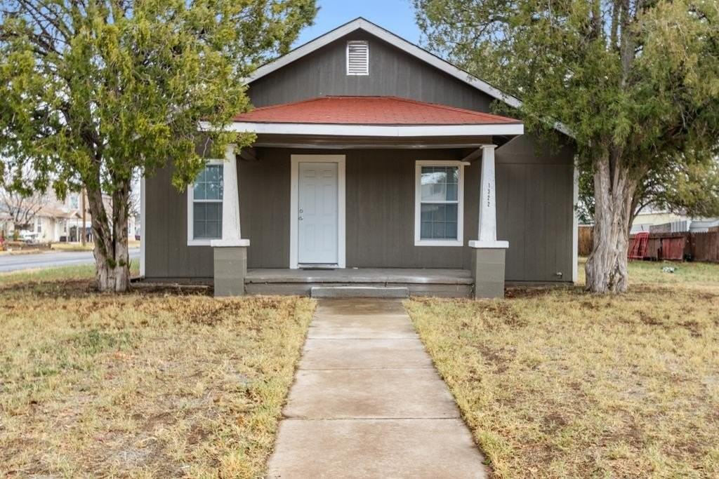 1322 N Lincoln Ave