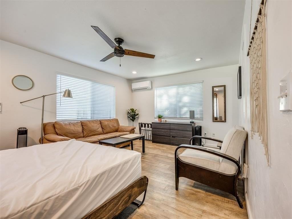 217 E Daws St #217-5 - Photo 2 of 13