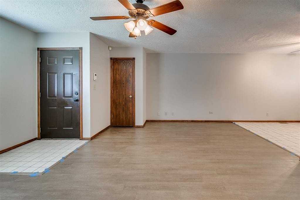 1204 N Crawford Ave #1204 - Photo 3 of 18