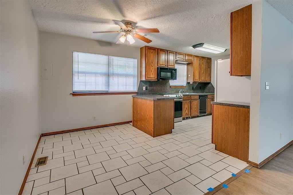 1204 N Crawford Ave #1204 - Photo 7 of 18