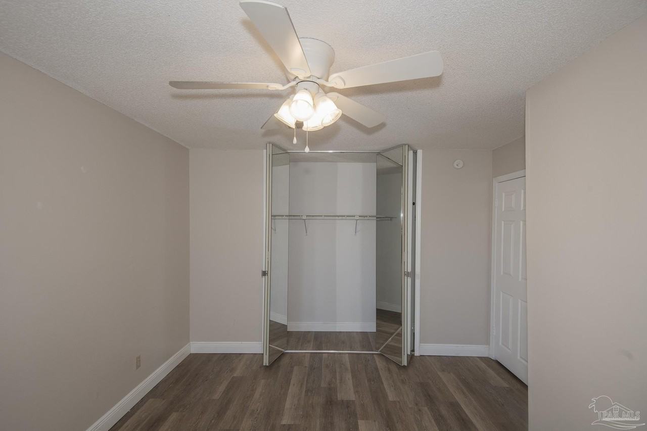 5051 Grande Dr #F6 - Photo 6 of 30