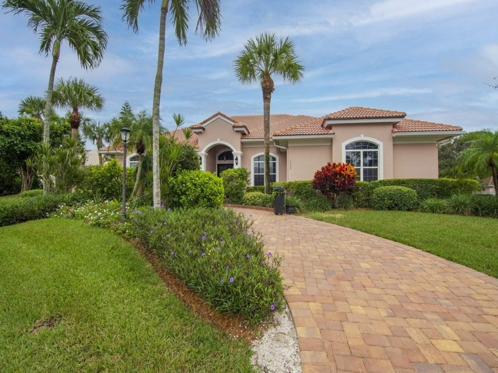 1000 Windermere Way - Photo 2 of 36